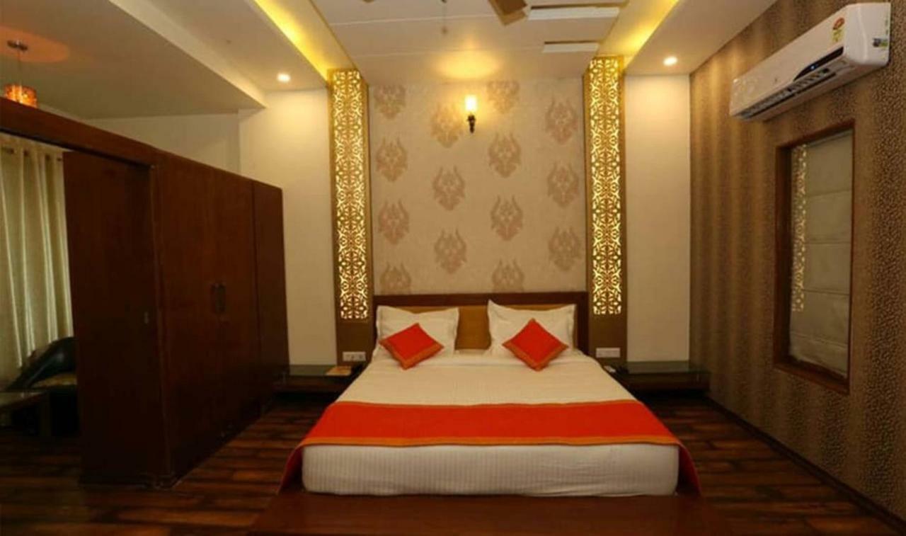 Hotel Golden Sands Jaipur Eksteriør bilde